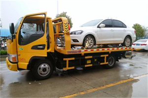 黄山区附近拖车救援24小时服务热线