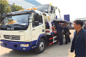 黄山区汽车道路救援拖车价格